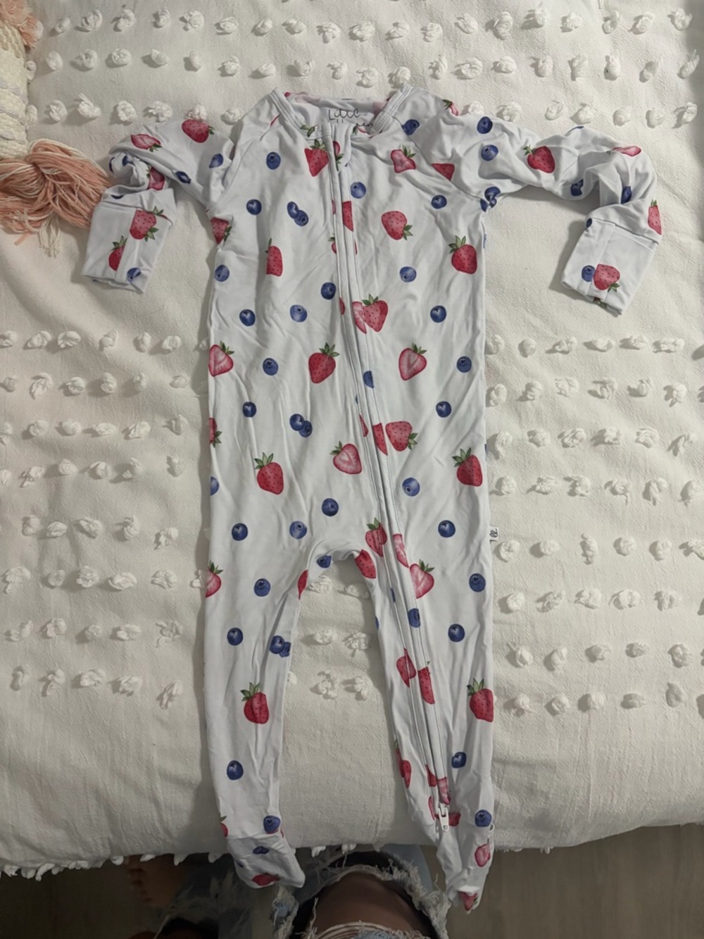 Modal Bamboo Strawberry & Blueberry Print White Sleeper
